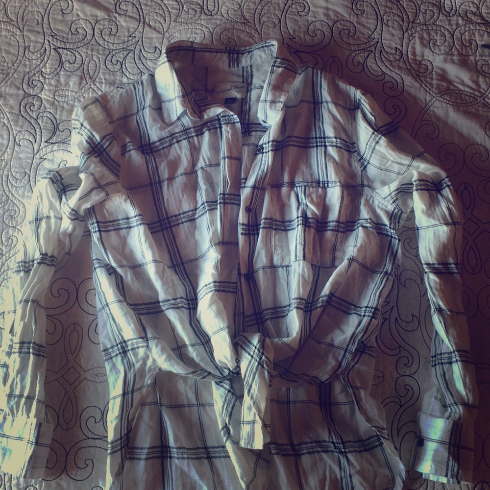 Front-tie flannel!